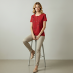 Rotes Baumwoll-T-Shirt